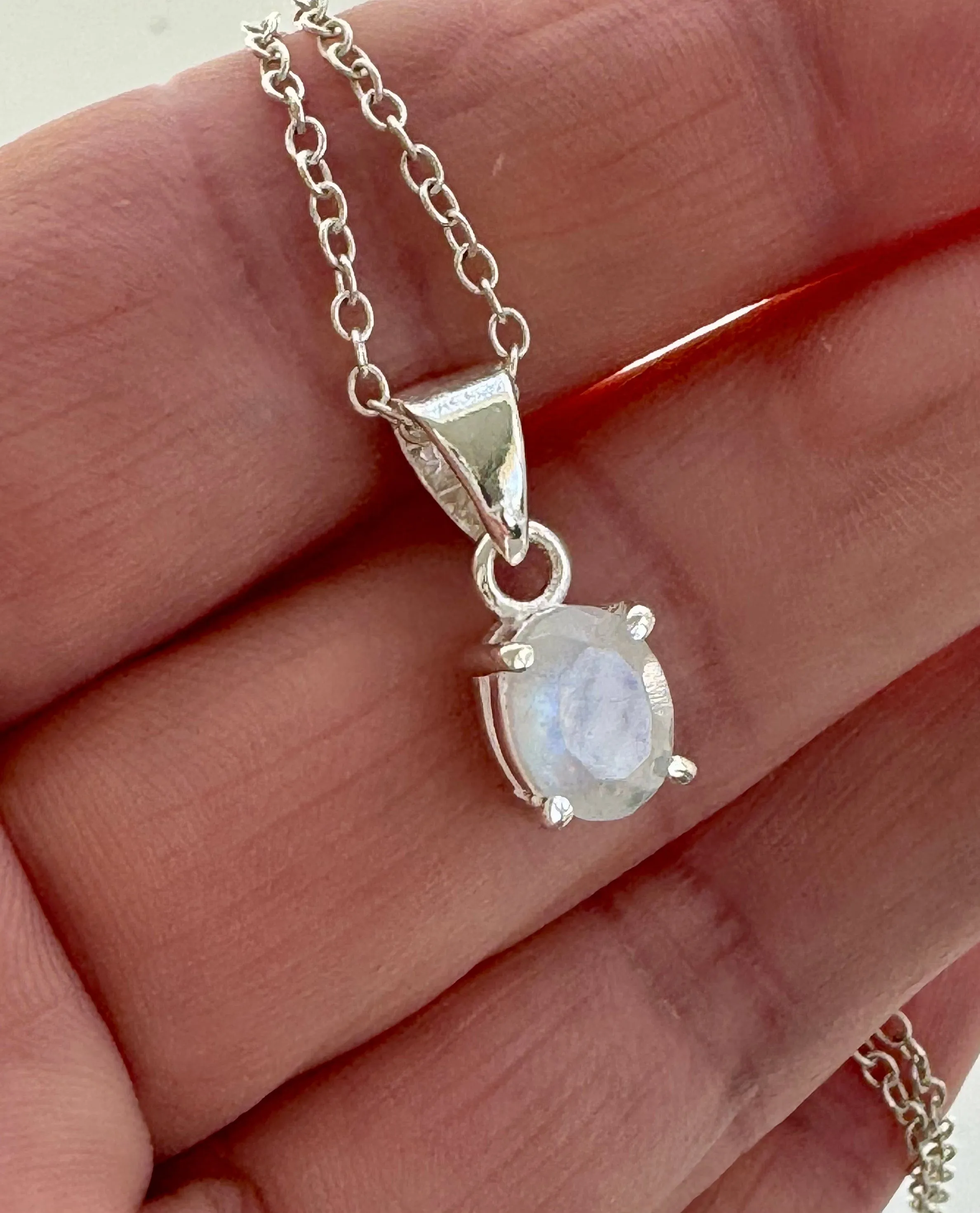 Bijou Moonstone Pendant