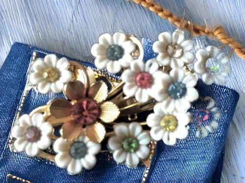 Emmons Floral Elegance: Vintage Jewelry Brooch Pin
