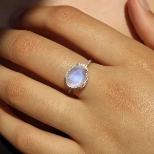 Halo Moonstone Ring: 7 / Silver