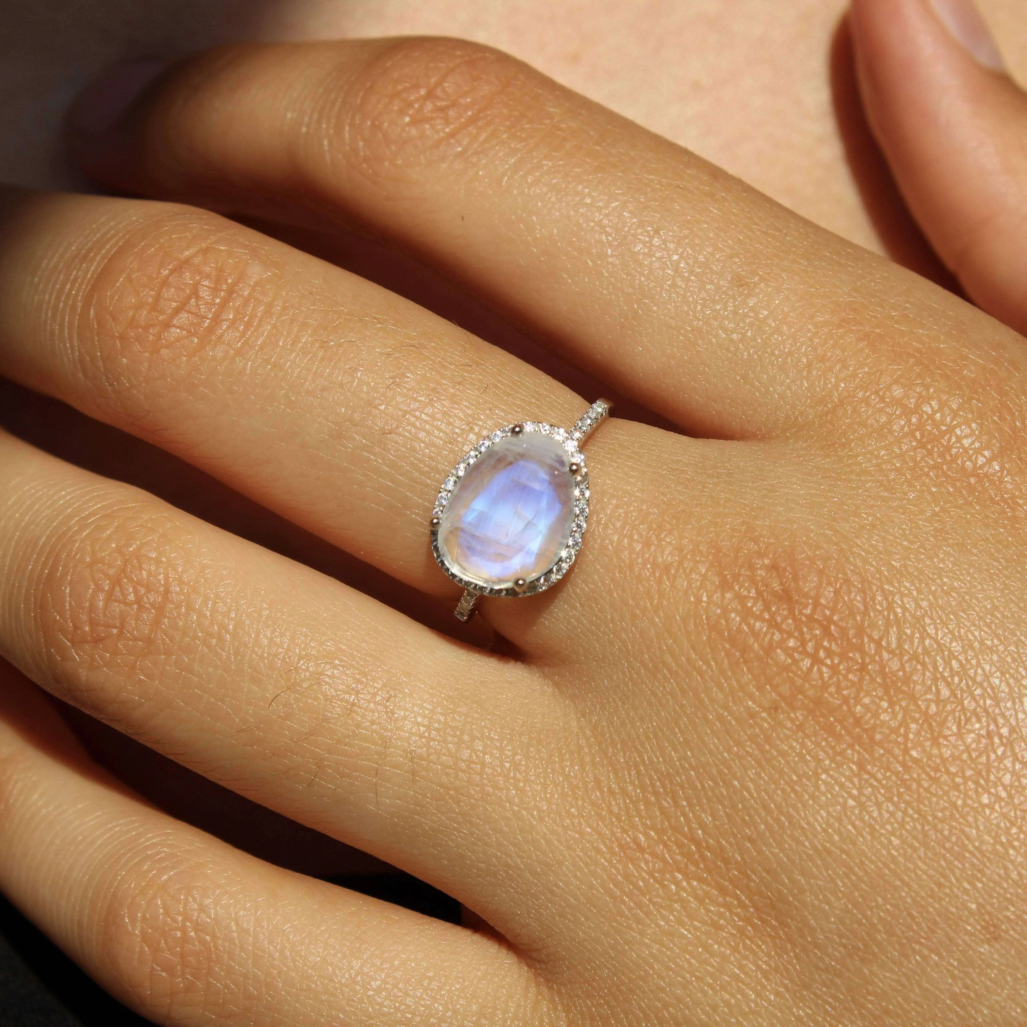 Halo Moonstone Ring: 7 / Silver