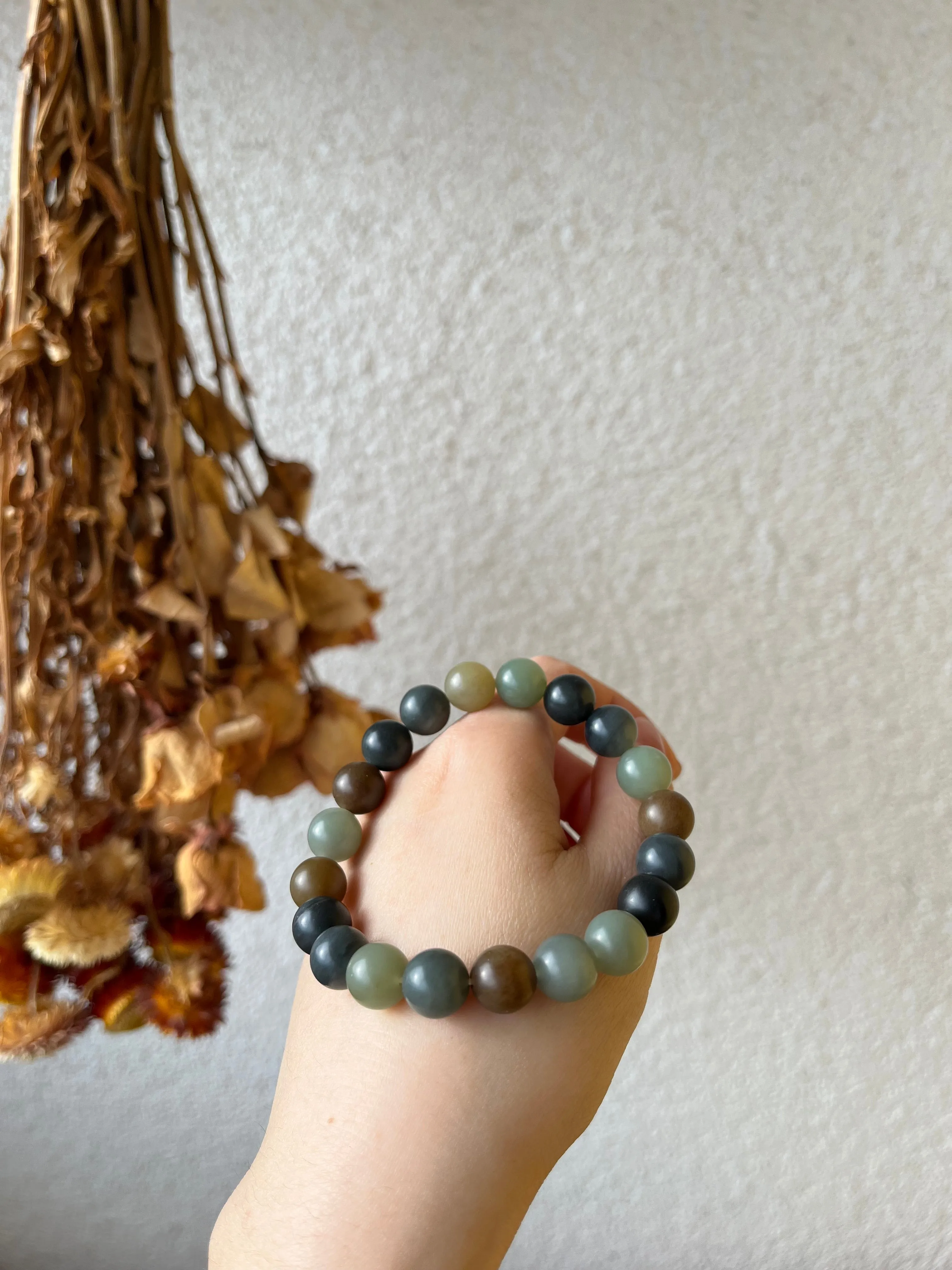 Multi-color Jade Bracelet with 10mm Beads, 和田柔光楼兰三色手串