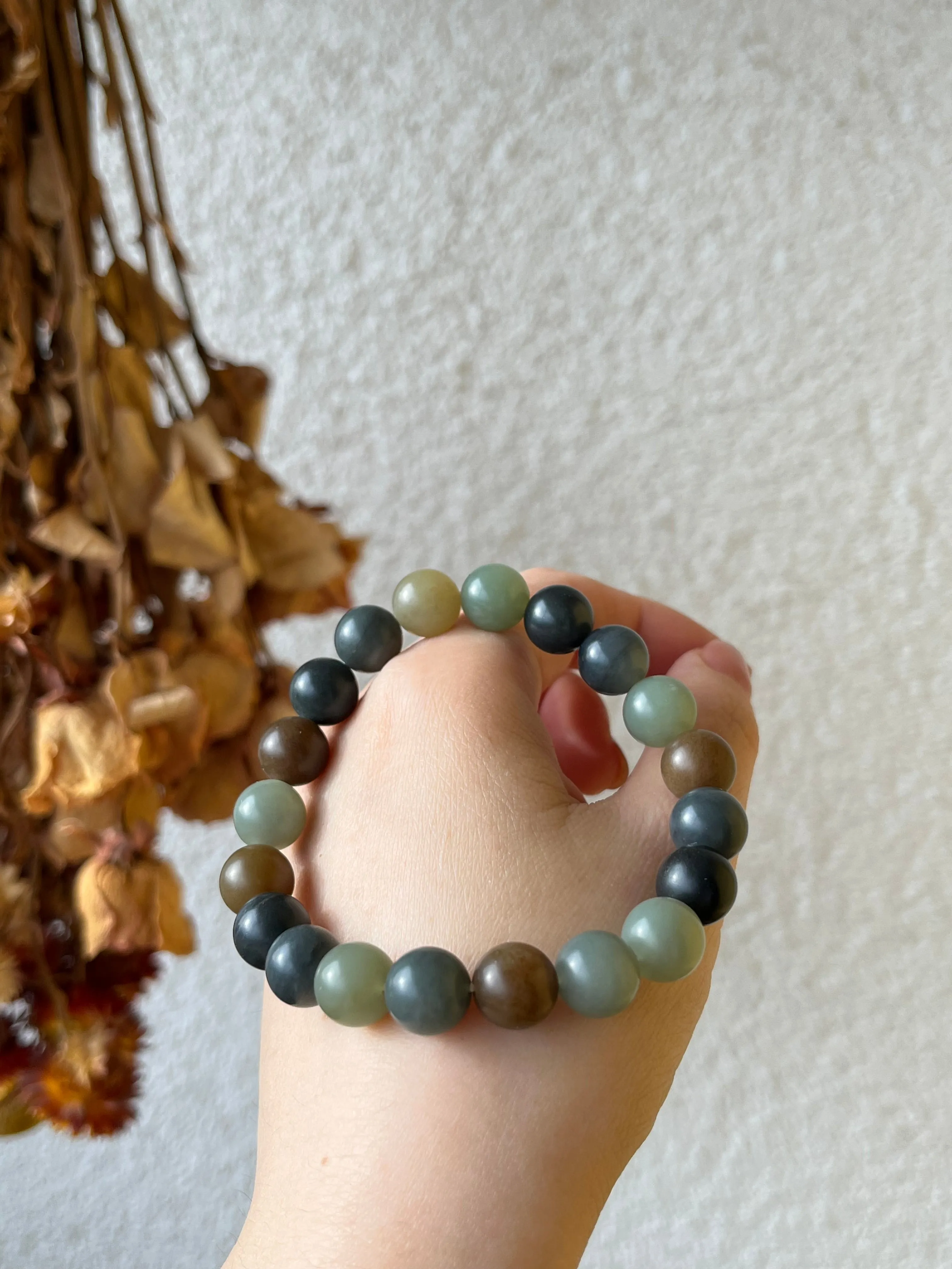 Multi-color Jade Bracelet with 10mm Beads, 和田柔光楼兰三色手串