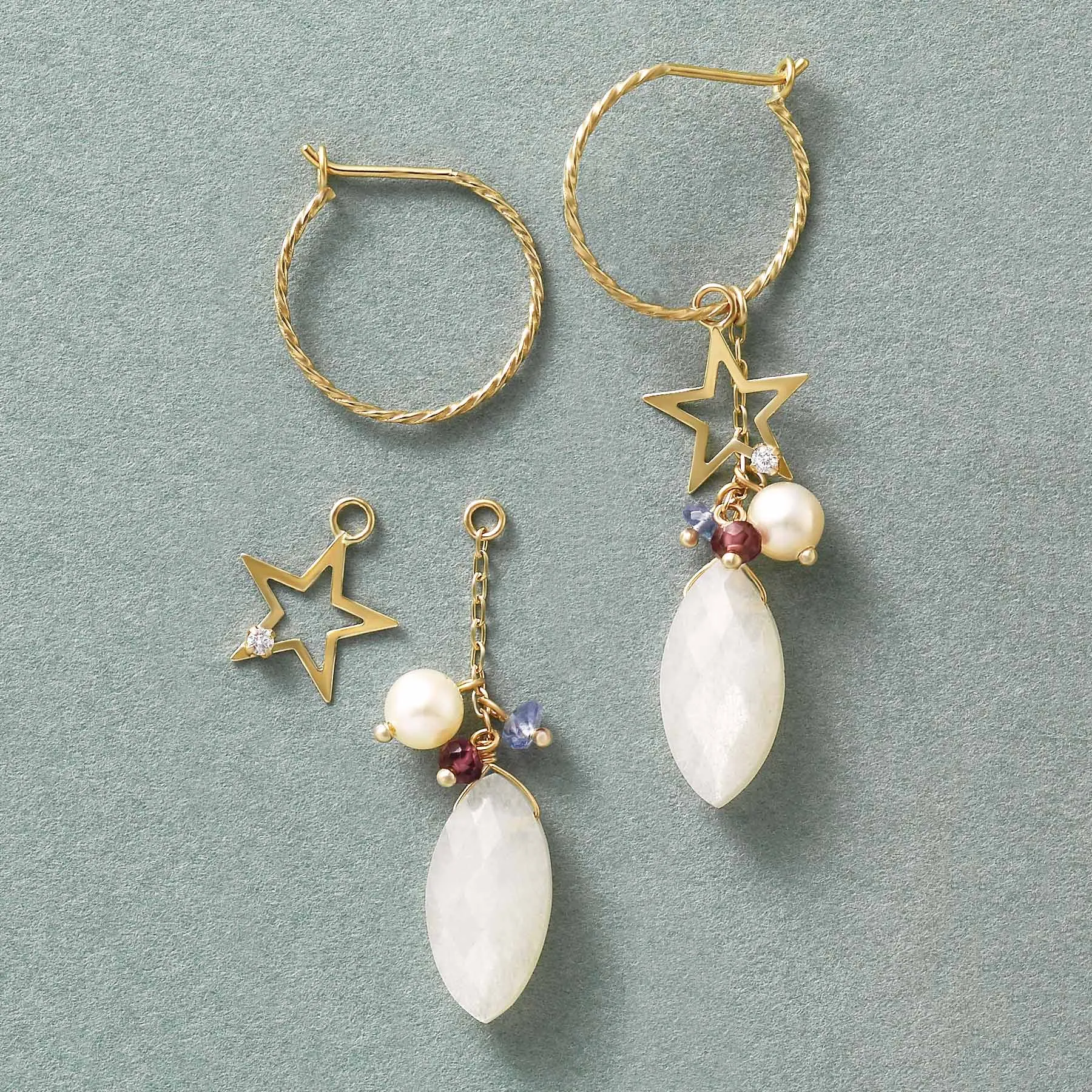 [Palette] 18K/10K Yellow Gold Moonstone Charm Set Earrings [Comet]