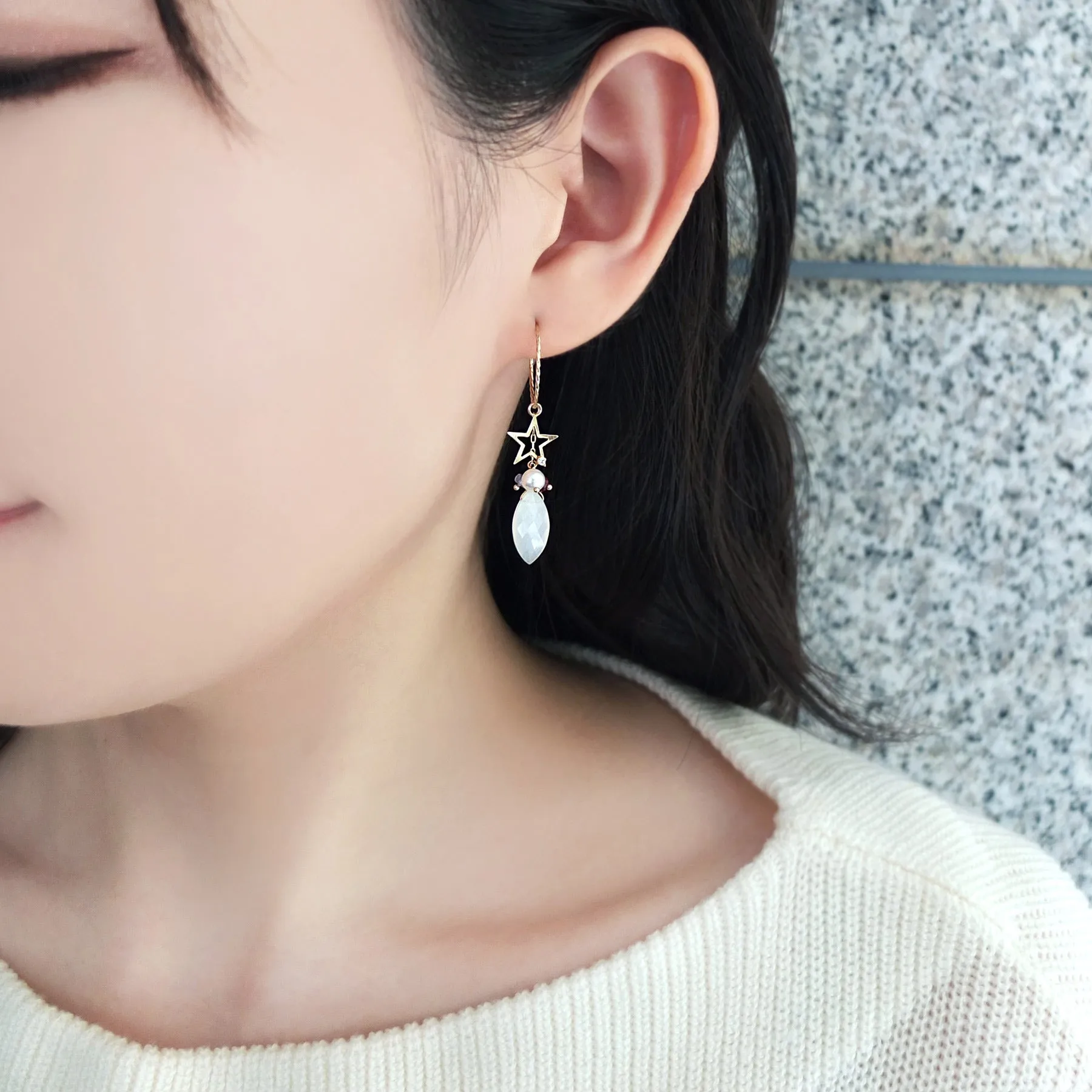 [Palette] 18K/10K Yellow Gold Moonstone Charm Set Earrings [Comet]
