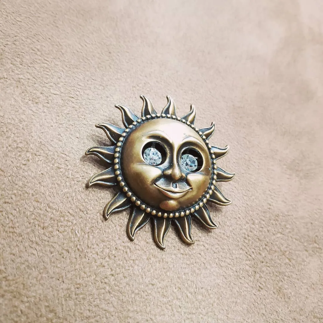 Sun face starburst brooch in bronze pewter by JJ